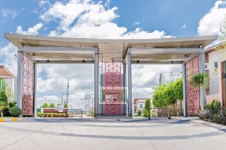 บ้านแฝดชั้นเดียว-โครงการสิปัญ-วิลล์-ใกล้นิคมอีสเทิร์นซีบอร์ด-ปลวกแดง-ระยอง