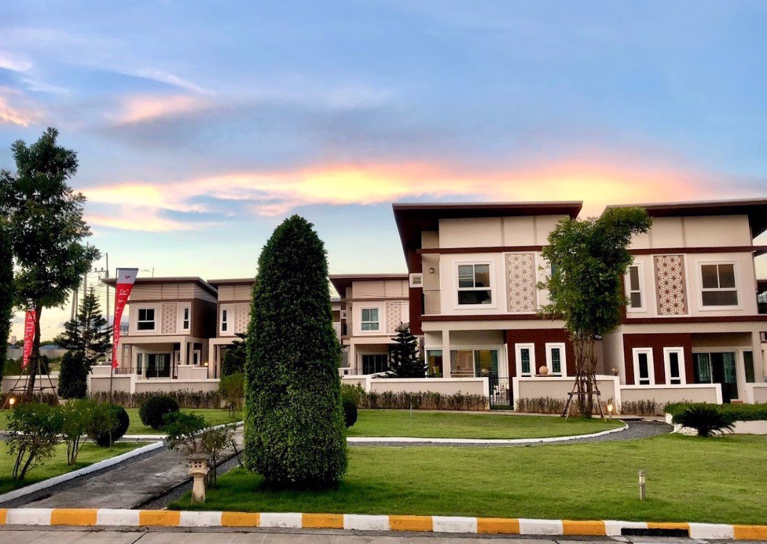 ขาย-ให้เช่า-ทาวน์โฮม-2-ชั้น-สิปัญ-วิลล์-โครงการบ้านใกล้นิคมอีสเทิร์นซีบอร์ด-นิคมเหมราช-ปลวกแดง