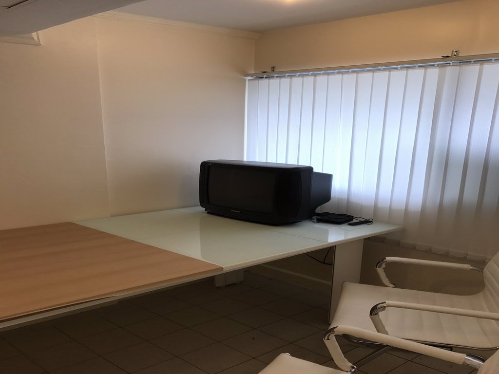 ให้เช่าพื้นที่สำนักงานถนนสีลม-office-for-rent-on-silom-road