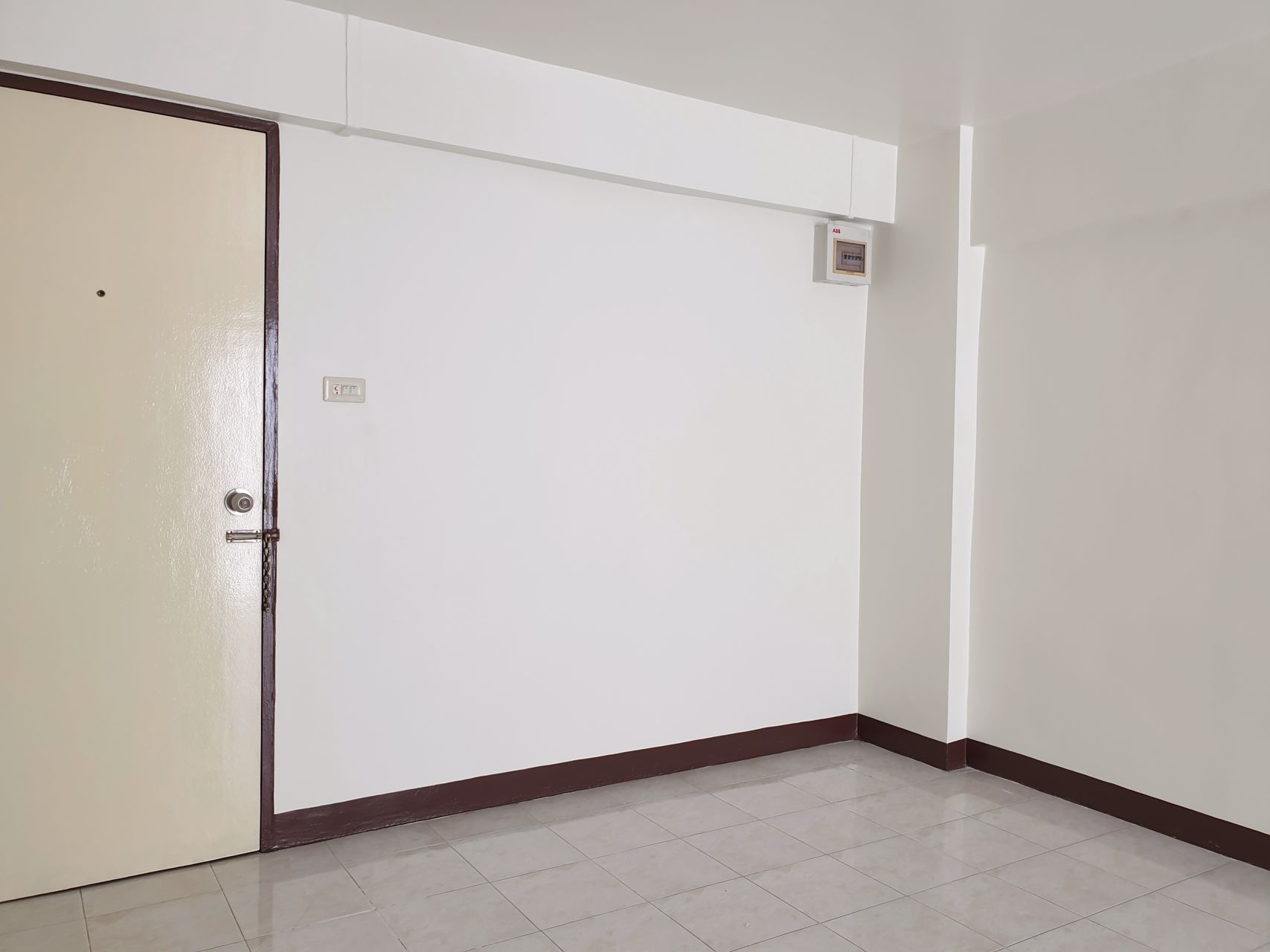 ขายคอนโด-นิรันดร์ซิตี้-บางแค-ชั้น-9-ห้องมุม-2-ห้องนอน-2-ห้องน้ำ-5095-ตรม-600000-บาท