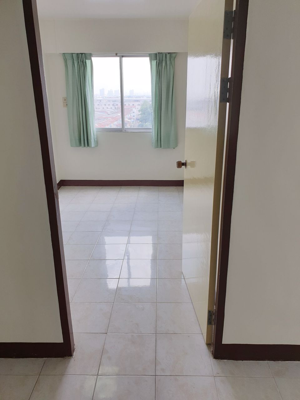 ขายคอนโด-นิรันดร์ซิตี้-บางแค-ชั้น-9-ห้องมุม-2-ห้องนอน-2-ห้องน้ำ-5095-ตรม-600000-บาท