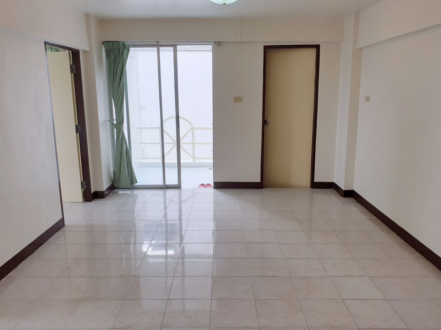 ขายคอนโด-นิรันดร์ซิตี้-บางแค-ชั้น-9-ห้องมุม-2-ห้องนอน-2-ห้องน้ำ-5095-ตรม-600000-บาท