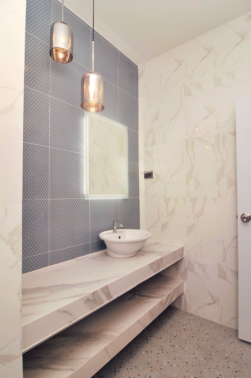 ขายทาวเฮ้าส์ชั้นเดียวห้องริมต่อเติมใหม่-40-ตารางวา-ถนนนวมินทร์-อารมณ์เหมือนบ้านเดี่ยว