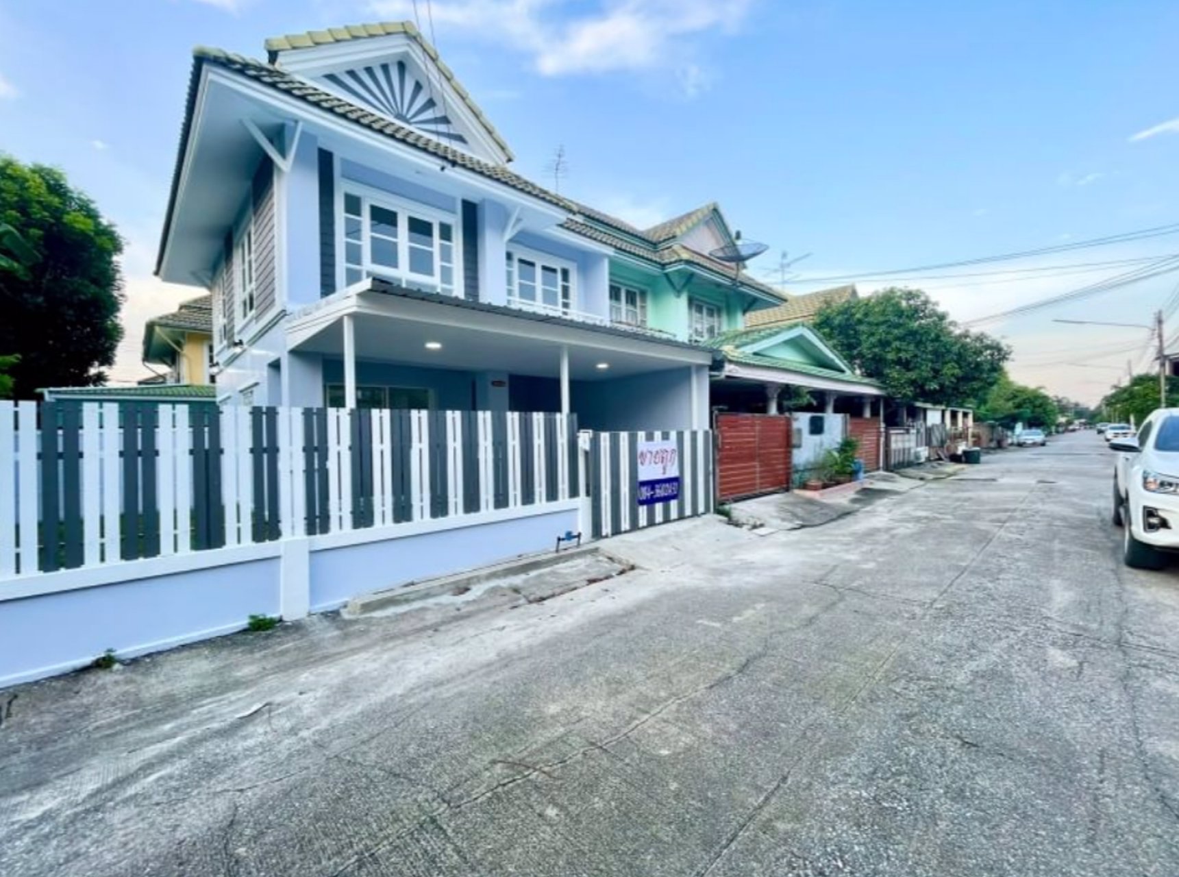 ขายถูก-บ้านแฝด-รีโนเวทใหม่ทั้งหลัง-หมู่บ้านพฤกษา13