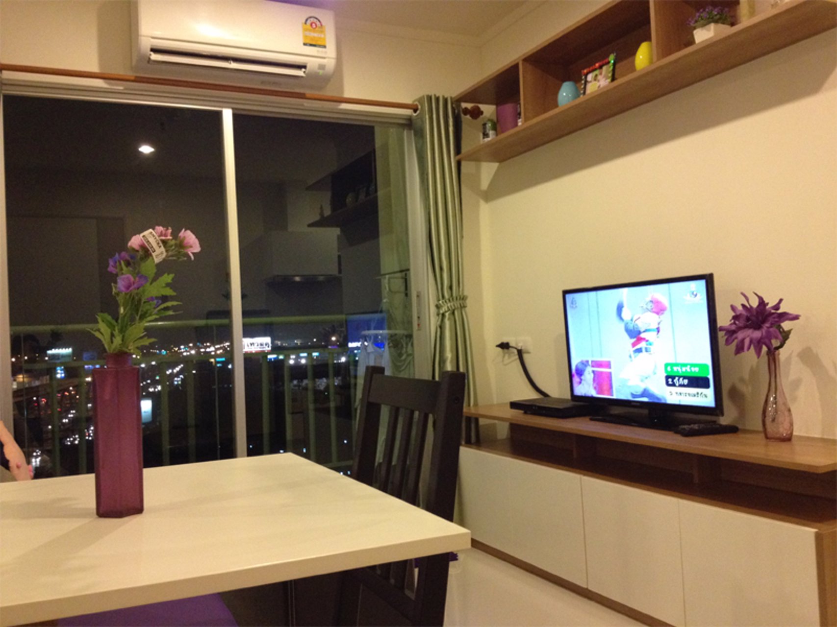 ให้เช่าคอนโด-ลุมพินีเมกกะซิตี้บางนา-30-ตรม-พร้อมเฟอร์นิเจอร์-และเครื่องใช้ไฟฟ้าครบ