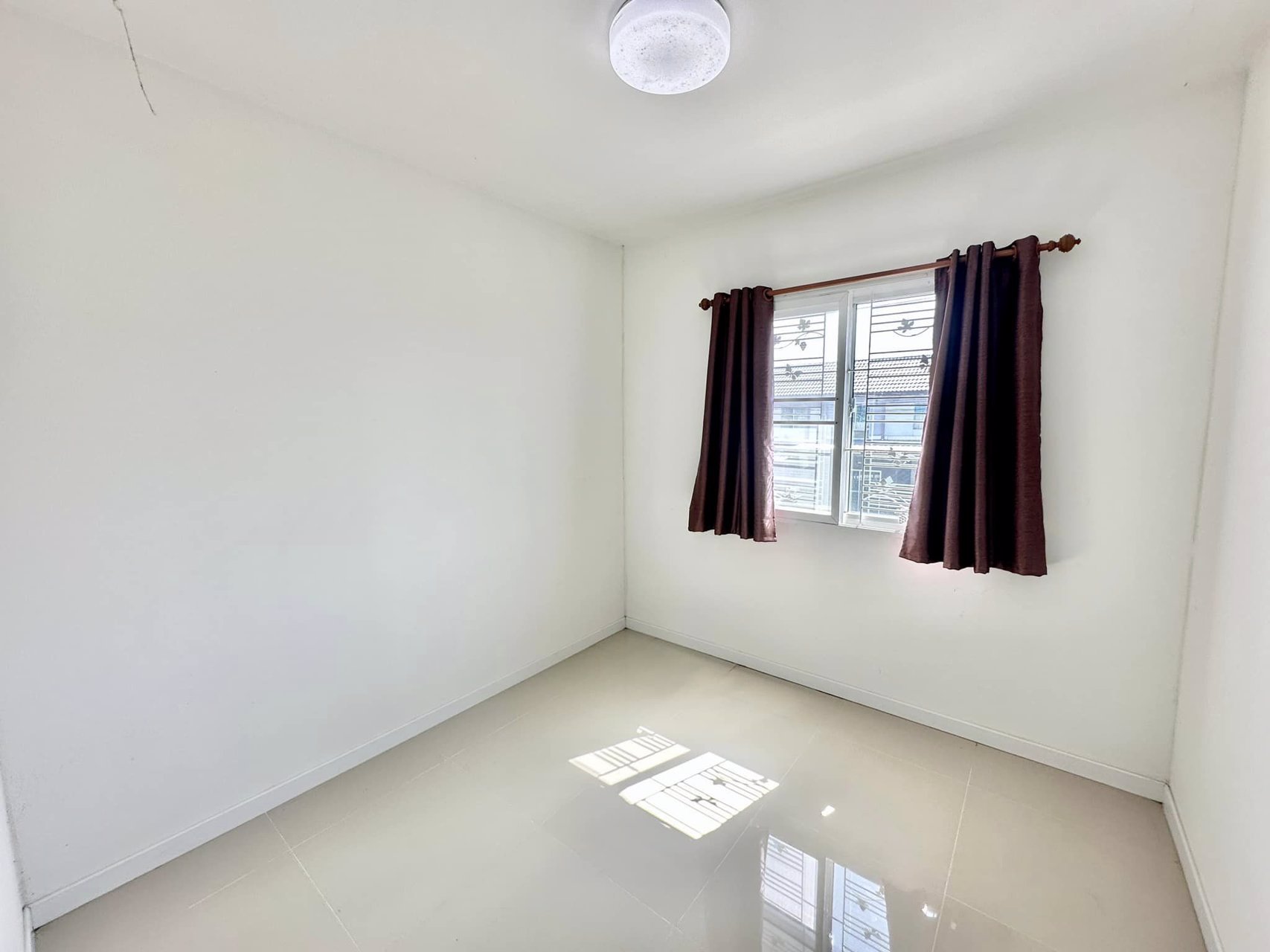 ขายด่วน-ขายถูก-ถนนเมน-ไม่เคยเข้าอยู่มาก่อน