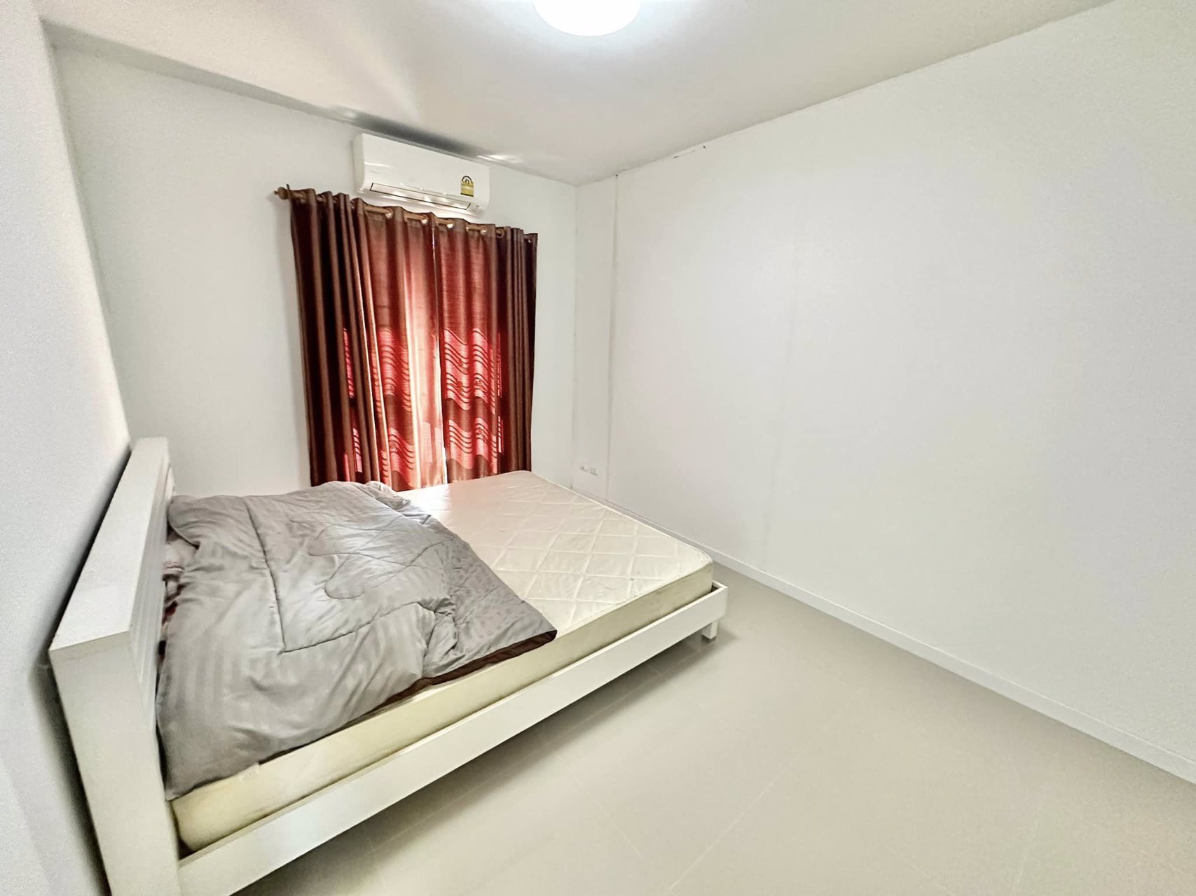 ขายด่วน-ขายถูก-ถนนเมน-ไม่เคยเข้าอยู่มาก่อน