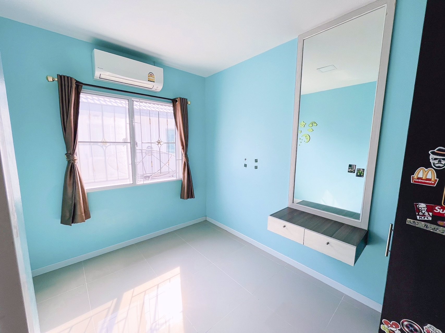 ขายบ้านทาวเฮ้าส์-หมู่บ้านพฤกษาเมื่องใหม่บางพลี-โครงการ-114-2-เทพารักษ์-บางบ่อ-ขายราคา-250-ล้านบาท