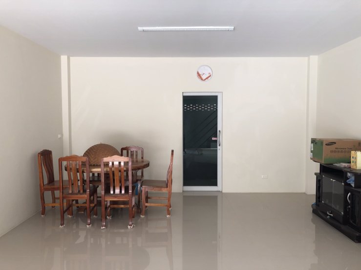 ขายอาคารพาณิชย์-3-ชั้น-พร้อมอยู่-หมู่บ้านยิ่งรวยพรีเมียร์-สุดหรู-สไตล์โมเดิร์น-บนถนนมาลัยแมน