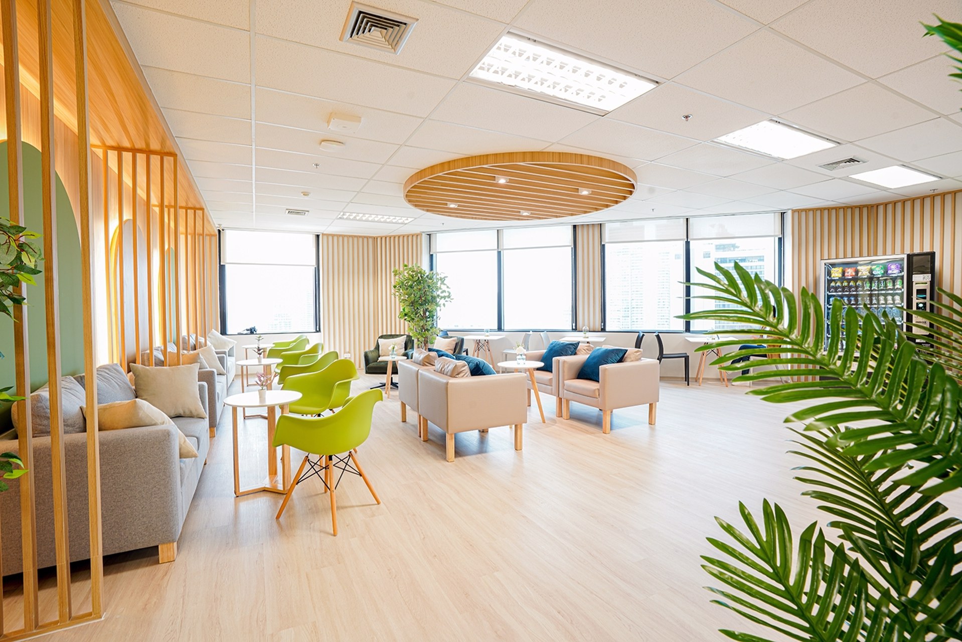 ออฟฟิศสำเร็จรูปให้เช่า-ตกแต่งพร้อมเข้าทำงานทันที