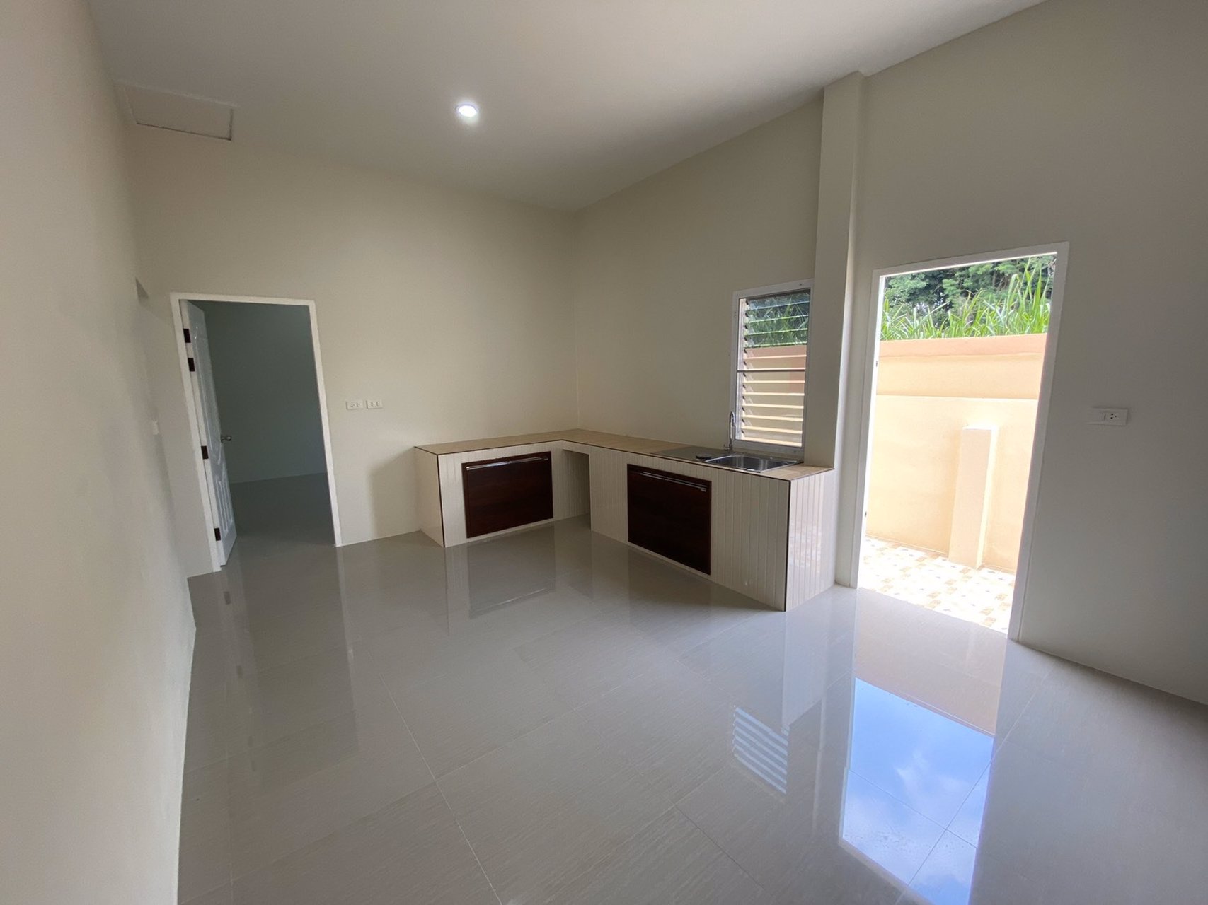 ขายบ้านกิรณา-นิคมพัฒนาซอย-8-กว้างใหญ่ดีไซน์สวย-ใช้วัสดุเกรด-a-ทุกอย่าง-นิคมพัฒนา-ระยอง