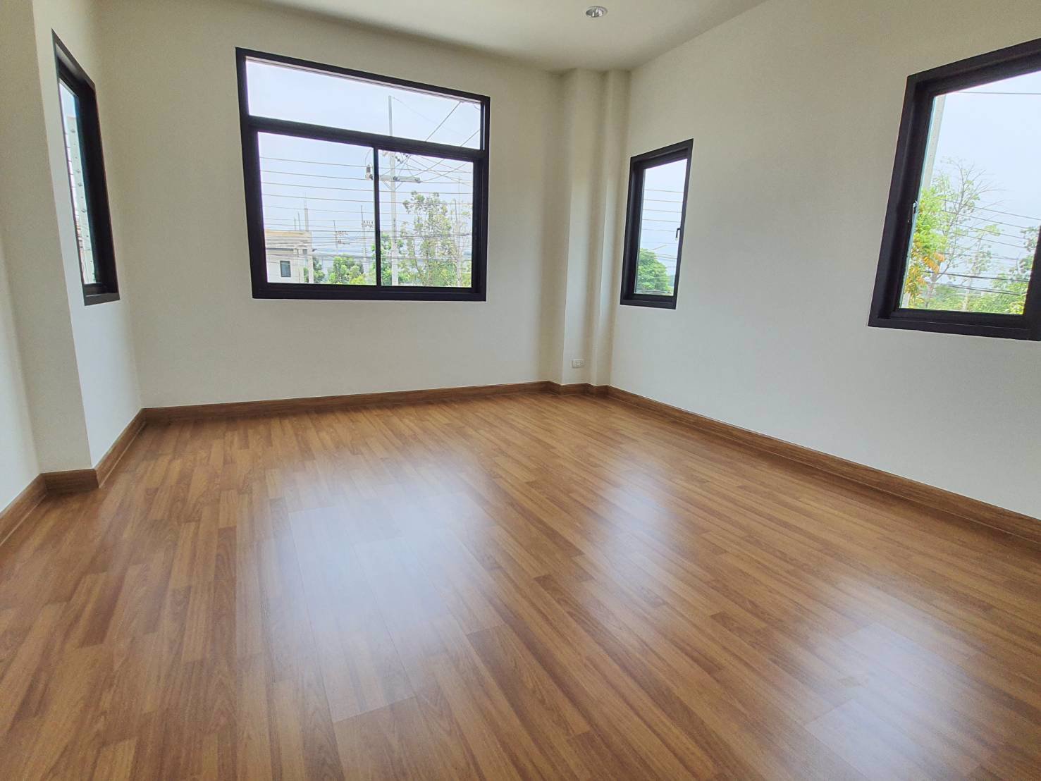 ขายบ้านใหม่ในราคามือสอง-โครงการเลอวิลล์-รังสิต-คลอง6-ปทุมธานี