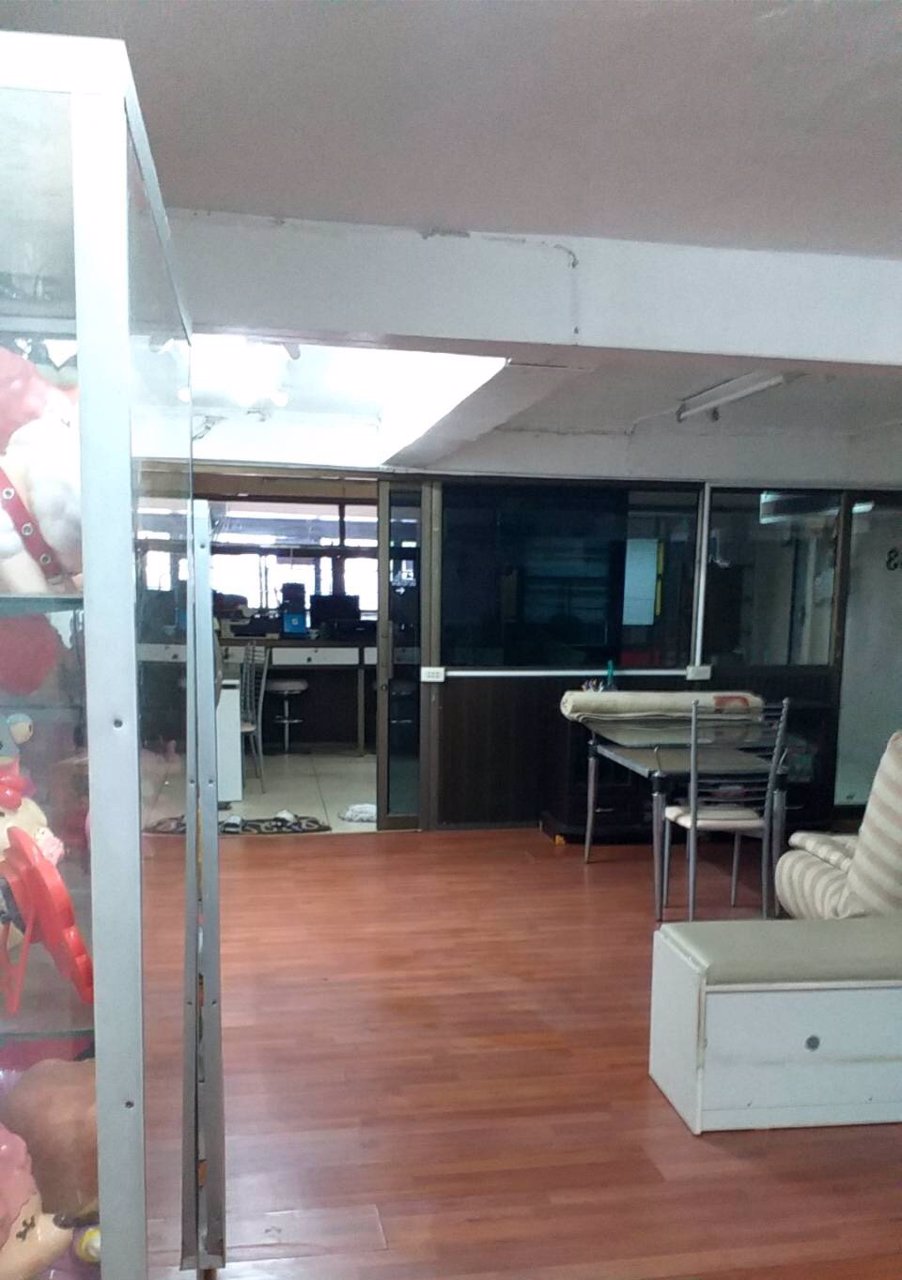 ขาย-และให้เช่า-อาคารพาณิชย์-3-ชั้นครึ่ง-2-คูหา-จสกลนคร