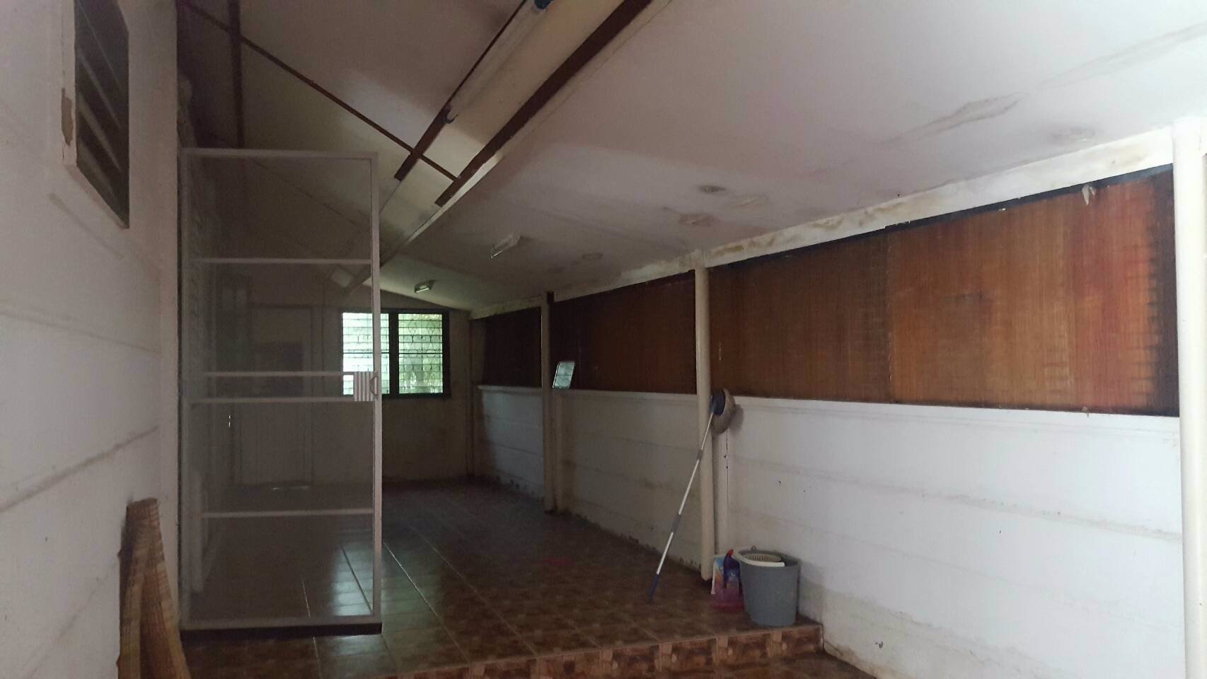 ให้เช่าบ้านเดี่ยวชั้นเดียว-3-ห้องนอน-2-ห้องน้ำ-พื้นที่-140-ตรว-ราคาเช่าเดือนละ-5500-บาท-ยังว่าง-