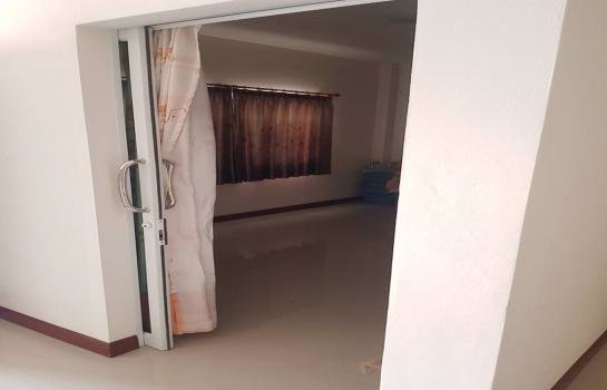 ให้เช่าบ้านเดี่ยวชั้นเดียว-3-ห้องนอน-2-ห้องน้ำ-พื้นที่-60-ตรว-ราคาเช่าเดือนละ-9000-บาท