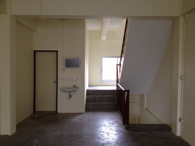 ประกาศขายตึกศรีประวัติตกแต่งใหม่