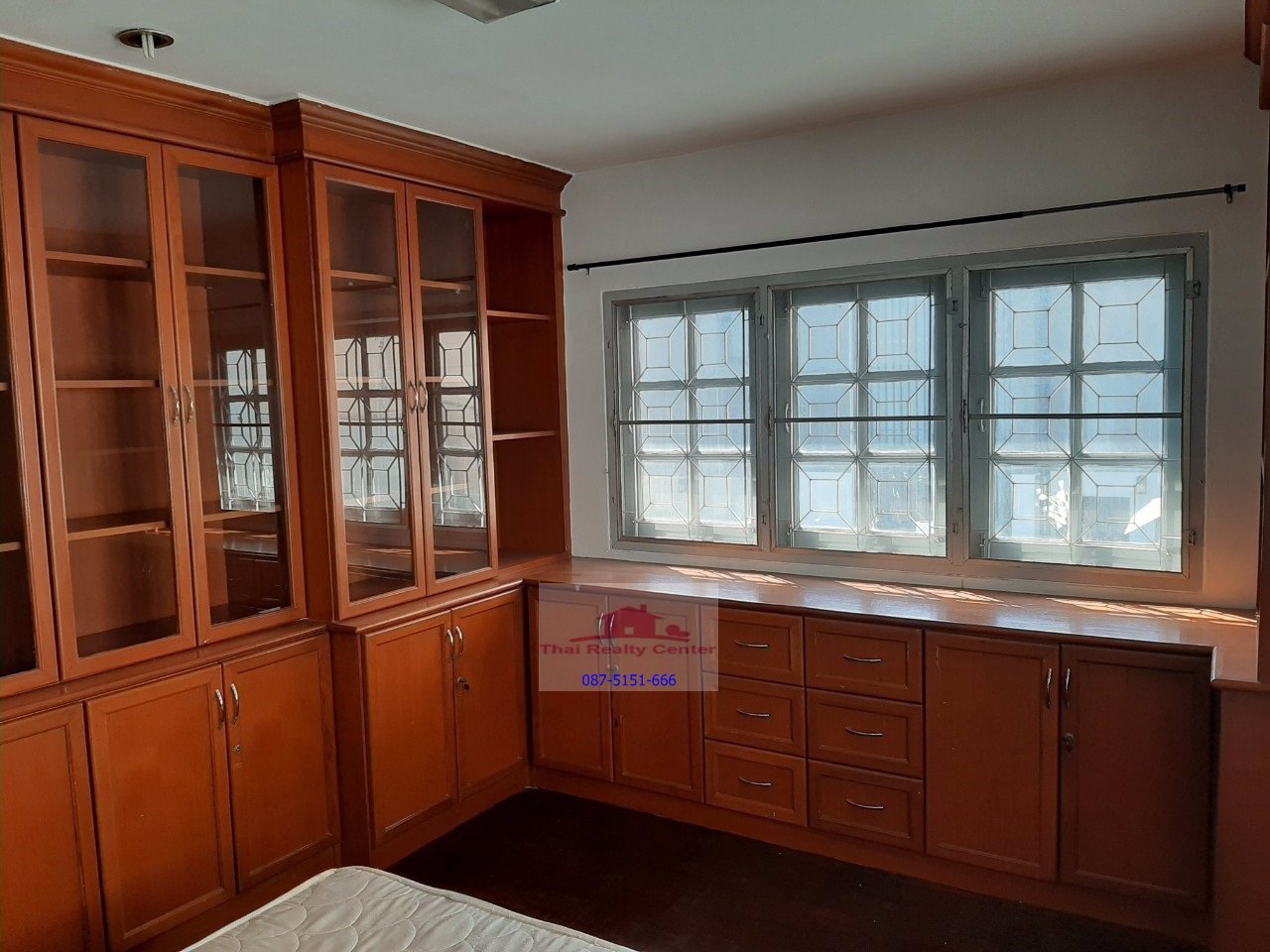 ให้เช่าบ้านเดี่ยวใกล้รถไฟฟ้าอุดมสุข-บ้านสวยพร้อมอยู่