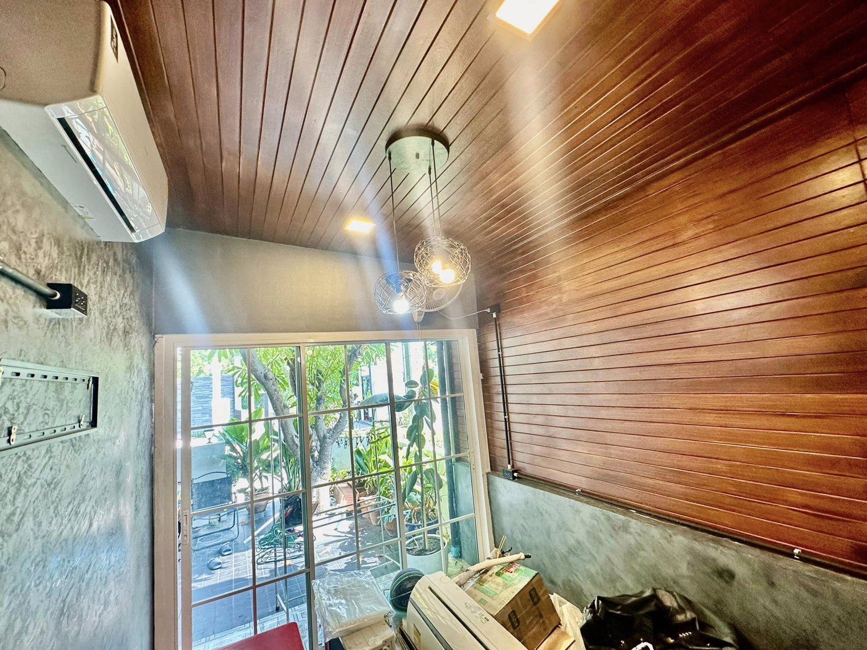 ขายด่วน-อารียา-เดอะคัลเลอร์ส-ติวานนท์-เฟส-5