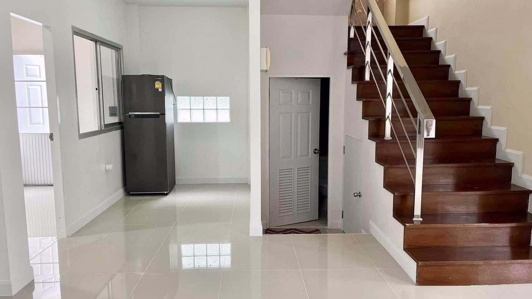 ขายบ้านเดี่ยว-2-ชั้น-หมู่บ้าน-life-exclusive