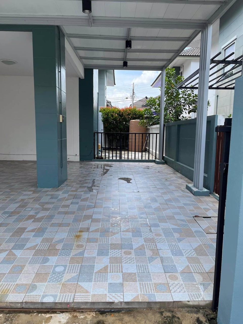 ขายบ้านเดี่ยว-2-ชั้น-หมู่บ้าน-life-exclusive