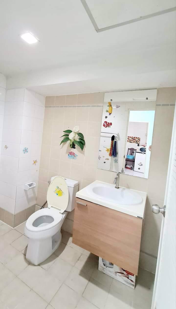 ขายทาวเฮ้าส์-2ชั้น-หลังมุม-จอดรถได้หลายคัน-ถนนกว้าง-เดอะคอนเนค3