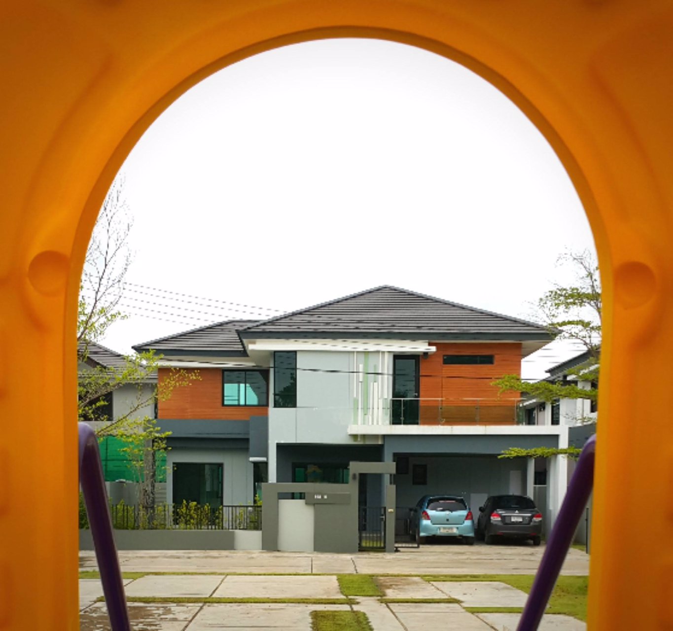 ขายบ้านเดี่ยว2-ชั้น-โมเดิร์นสไตล์-อยู่ในหมู่บ้านจัดสรรลิเวลโล่-สาขา-1-livello-3-ห้องนอน-3-ห่องน้ำ