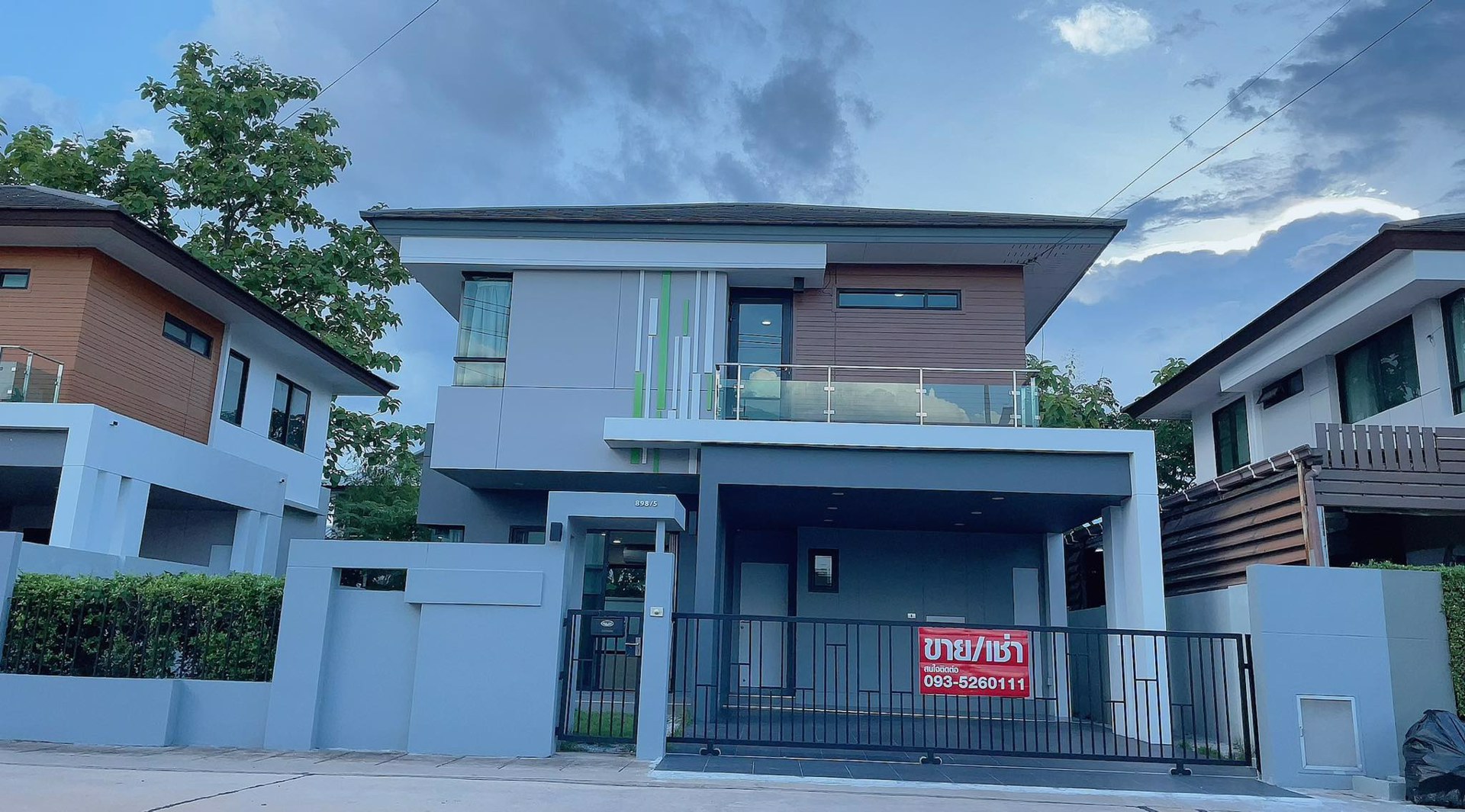 ให้เช่าบ้านเดี่ยวโมเดรินท์-2-ชั้น-3ห้องนอน-3-ห้องน้ำ-อยู่ในหมู่บ้านจัดสรรลิเวลโล่-livello-