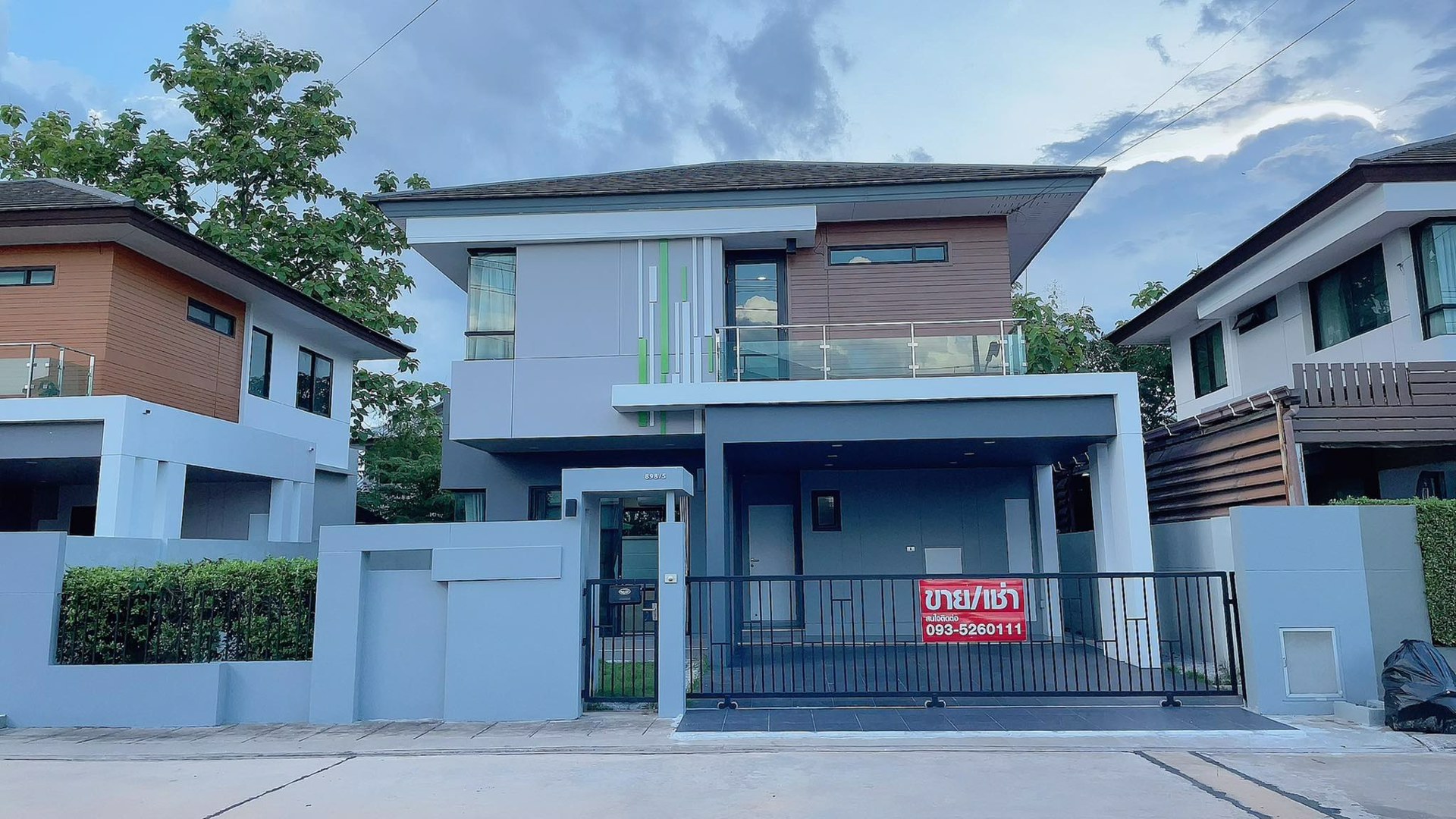 ให้เช่าบ้านเดี่ยวโมเดรินท์-2-ชั้น-3ห้องนอน-3-ห้องน้ำ-อยู่ในหมู่บ้านจัดสรรลิเวลโล่-livello-