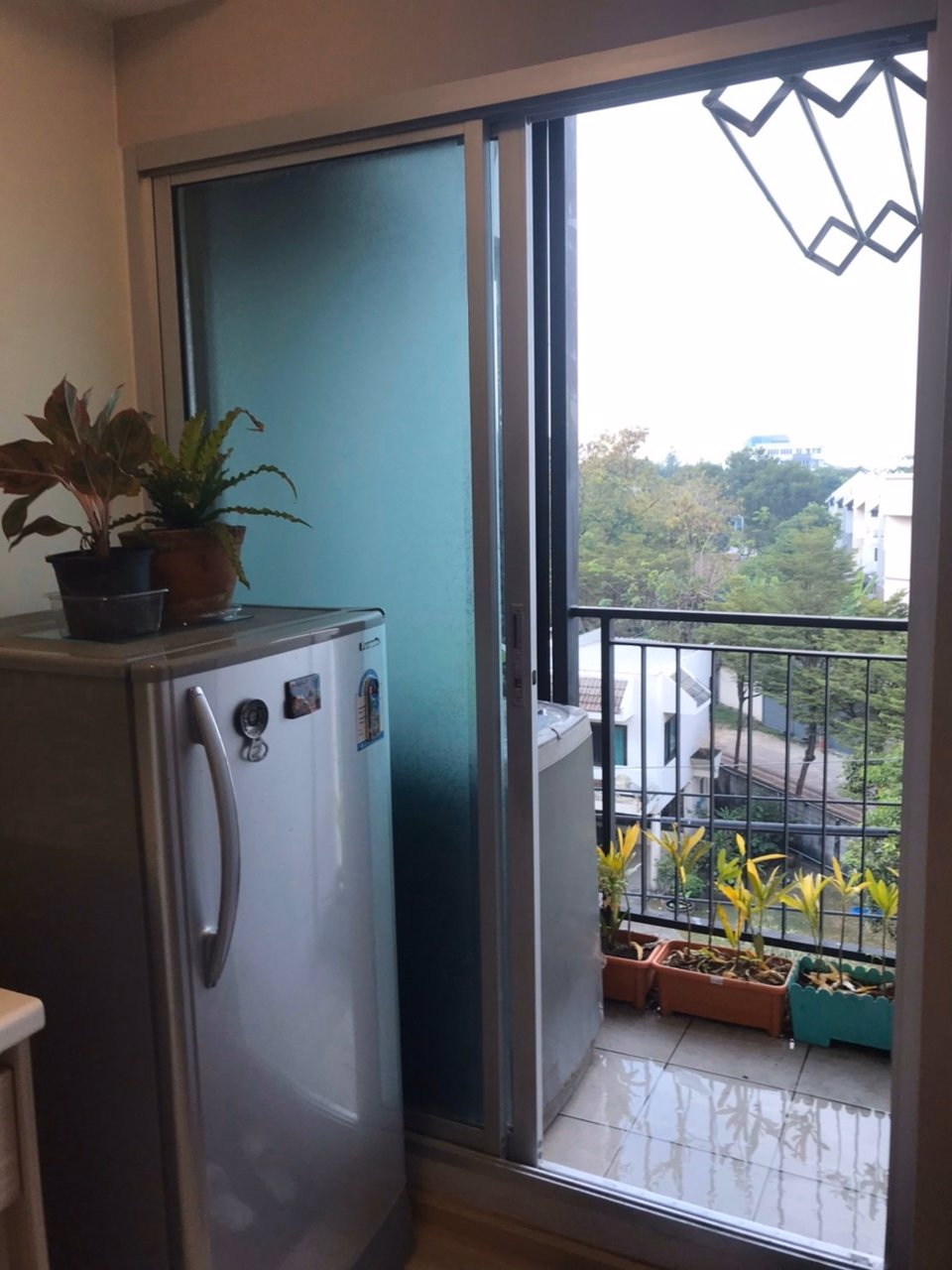 ขาย-พลัม-คอนโด-แจ้งวัฒนะ-เฟส-1-พร้อมเฟอร์-พร้อมเข้าอยู่