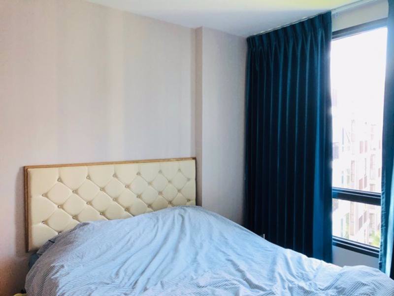 ขาย-เช่า-คอนโดหรูริมน้ำเจ้าพระยา-เมโทรลักซ์-ริเวอร์ฟร้อนท์-พร้อมบิ้วอิน-พร้อมเข้าอยู่-วิวสระว่ายน้ำ