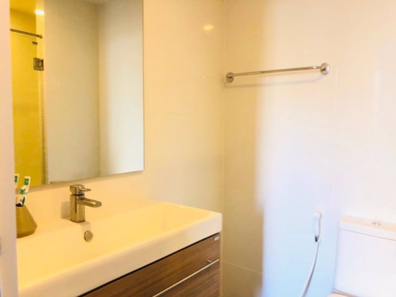 ขาย-เช่า-คอนโดหรูริมน้ำเจ้าพระยา-เมโทรลักซ์-ริเวอร์ฟร้อนท์-พร้อมบิ้วอิน-พร้อมเข้าอยู่-วิวสระว่ายน้ำ