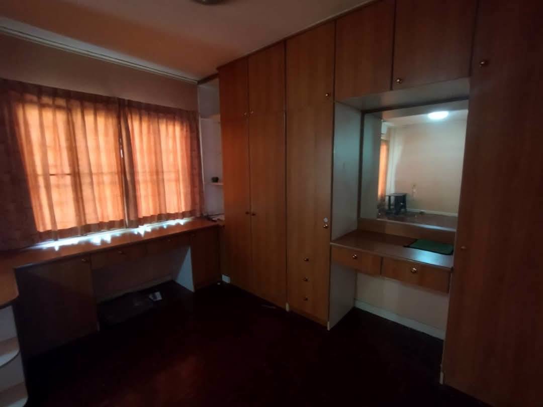 ให้เช่าทาวน์เฮ้าส์-หมู่บ้านบุษรินทร์-ประชาอุทิศ-127