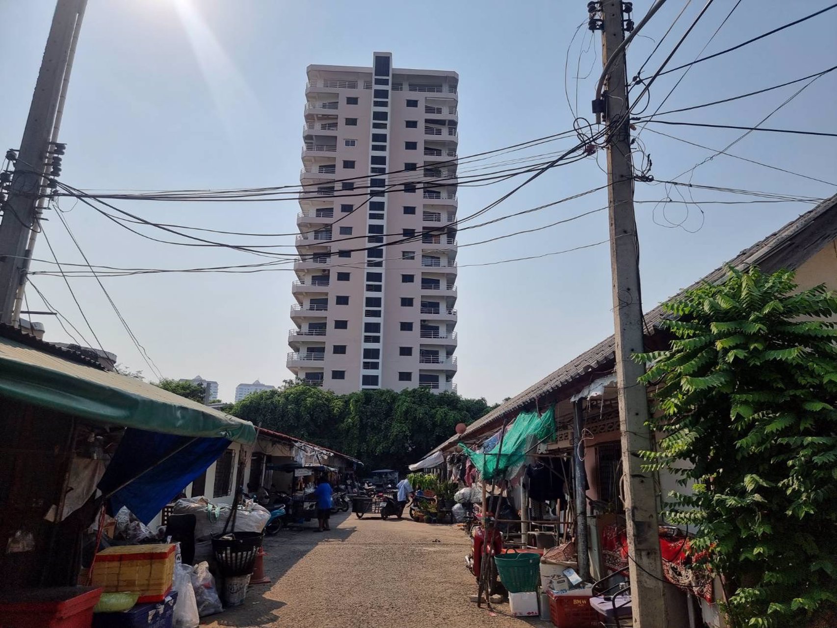 ขายที่ดิน-พร้อมห้องเช่า-ใกล้หาด-พัทยาใต้-ถนนเทพประสิทธิ์17-ตหนองปรือ-อบางละมุง-จชลบุรี