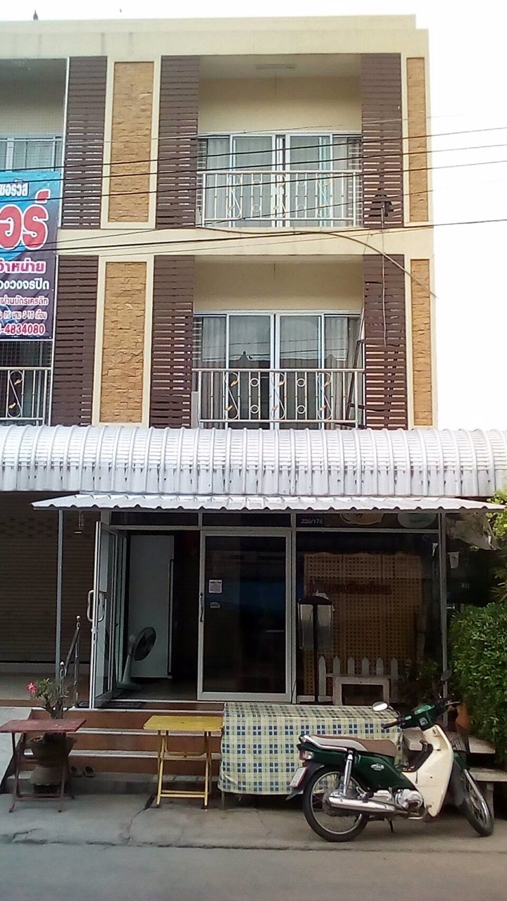 ขายอาคารพาณิชย์-3-ชั้นทำเลดีแปลงมุม
