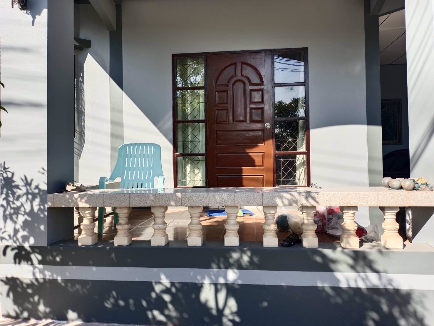 ขายบ้านสไตล์ยุโรป-ทรงสเปน-พร้อมที่ดิน-75-ตรว