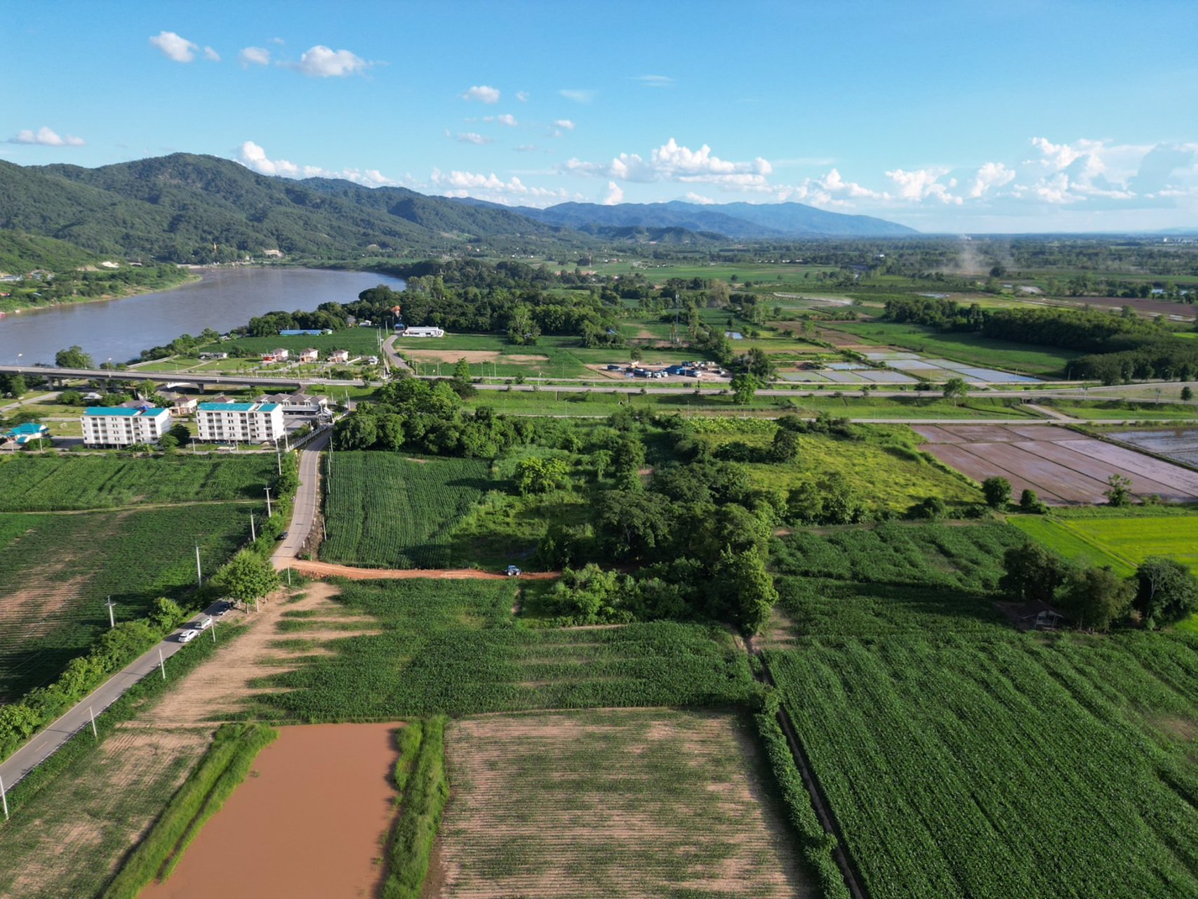 ที่ดินแบ่งขายหน้าด่านเชียงของ-สะพานมิตรภาพไทย-ลาวที่4