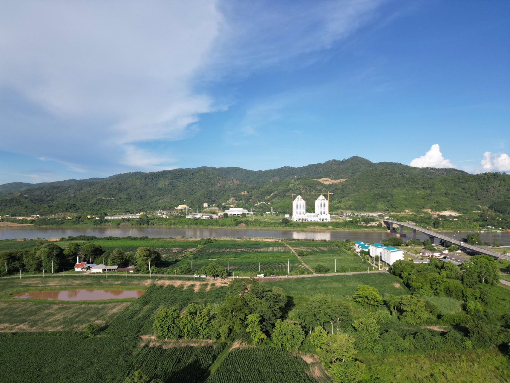 ที่ดินแบ่งขายหน้าด่านเชียงของ-สะพานมิตรภาพไทย-ลาวที่4