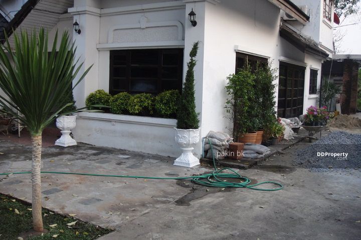 ขายบ้านเดี่ยว-บ้านริมน้ำ-ใกล้รถไฟฟ้า-ม-รังสิต-สนามบินดอนเมือง-ห้างฟิวเจอร์ปาร์ค