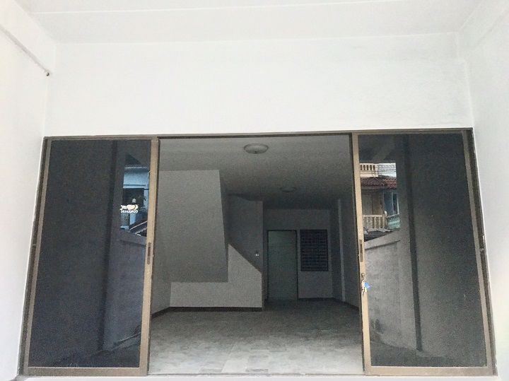 ทาวเฮ้าส์-ให้เช่า-ใหม่เอี่ยม-หมู่บ้านสินทวีแกรนวิลเลจ-3-ชั้น-3-ห้องนอน-3-ห้องน้ำ-