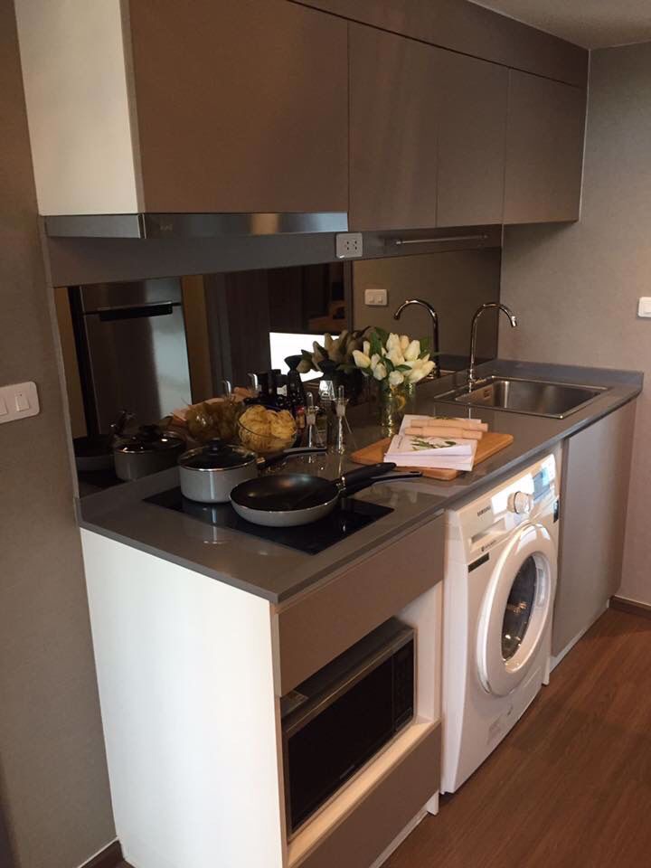 ขายดาวน์-ideo-สาทร-วงเวียนใหญ่-ใกล้ไอคอนสยาม-ติดรถไฟฟ้า