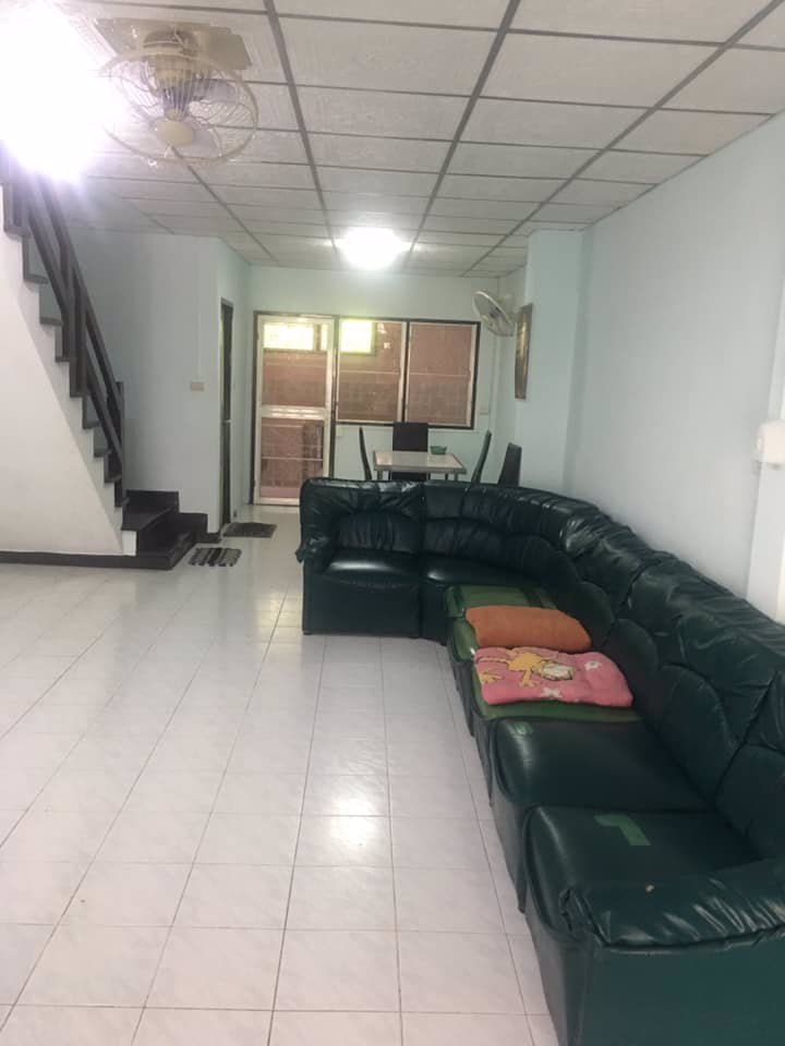 ขายทาวน์เฮ้าส์-2-ห้องนอน-ใน-คูคต-ลำลูกกา-โครงการ-ไดมอนด์วิลล์-1-