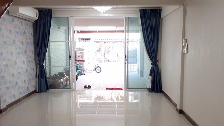 ขายทาวน์เฮ้าส์-2-ชั้น-ตกแต่งใหม่ทั้งหมด-ซอยเรวดี-57-อเมือง-จนนทบุรี