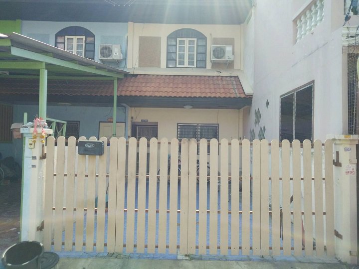 ขายทาวน์เฮาส์-2-ชั้น-หมู่บ้านบ้านบัวทอง-อบางบัวทอง-จนนทบุรี