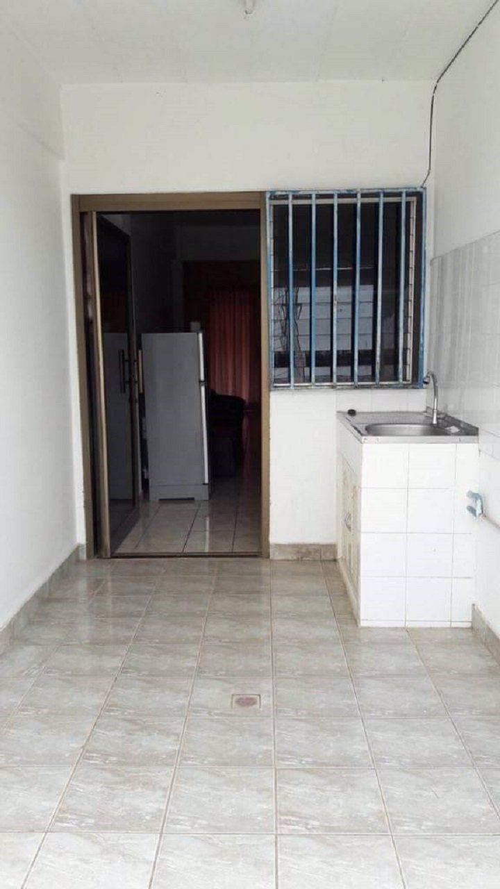 ขายด่วน-อพาร์ทเม้นทำเลสวยหลังวิทยาลัยสันตพล-5-ชั้น-25-ห้อง-อุดรธานี