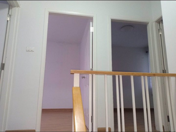 ขายบ้าน-2-ชั้น-ทาวน์โฮม-ทำเลทองแปลงมุม-หลักหก-จปทุมธานี