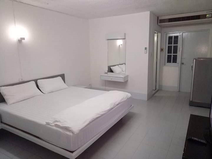 ห้องว่างให้เช่า-จิตราภาแมนชั่น-ตั้งอยู่ในซอยทองหล่อ-25-แยกซอยแสงเงิน