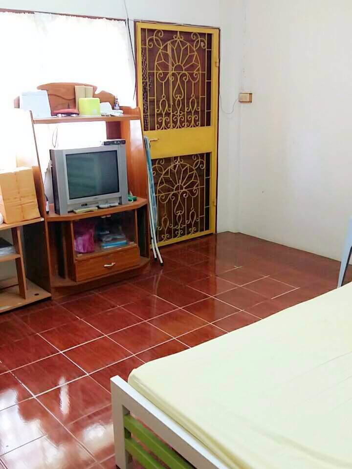 ขายบ้านทาวน์เฮ้า-พร้อมร้านค้า-พร้อมเฟอร์นิเจอร์ทั้งบ้าน-ตหลังสวน-อหลังสวน-จชุมพร