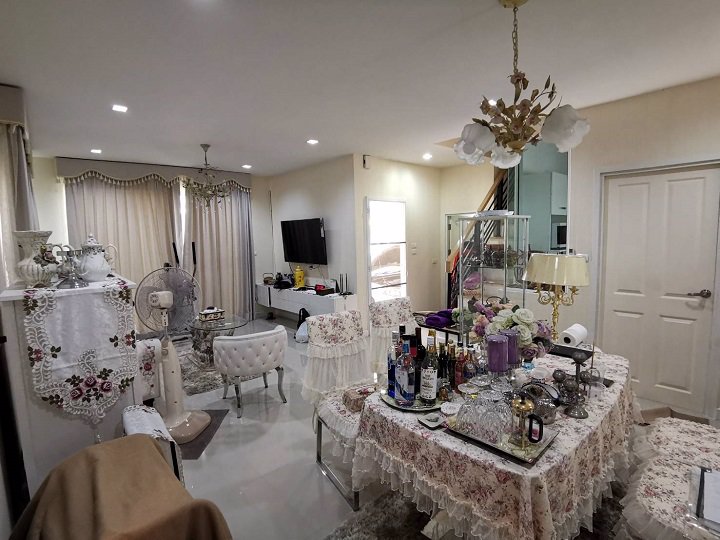 ขายบ้านแฝด-golden-neo-ชัยพฤกษ์-วงแหวน-เฟอร์นิเจอร์หรูครบชุด-พร้อมอยู่