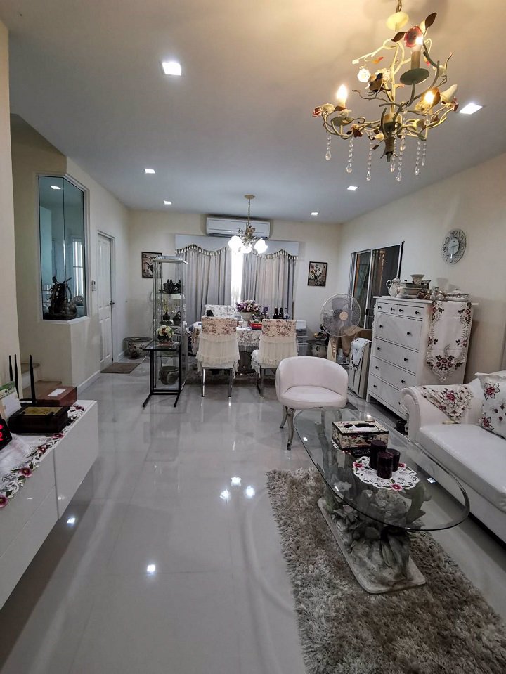 ขายบ้านแฝด-golden-neo-ชัยพฤกษ์-วงแหวน-เฟอร์นิเจอร์หรูครบชุด-พร้อมอยู่