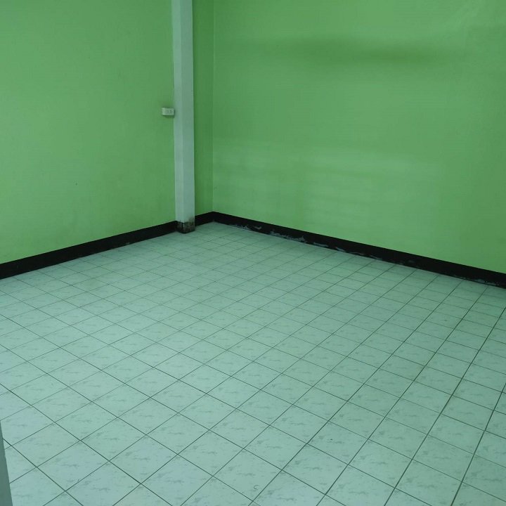 ขายทาวน์เฮ้าส์-2-ชั้น-หมู่บ้านอินทราวิลล่า-ใกล้ถนนกลัปพฤติ-เดินทางสะดวก